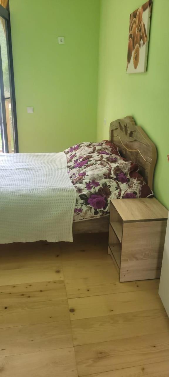 Guest House Guli Mestia Kültér fotó
